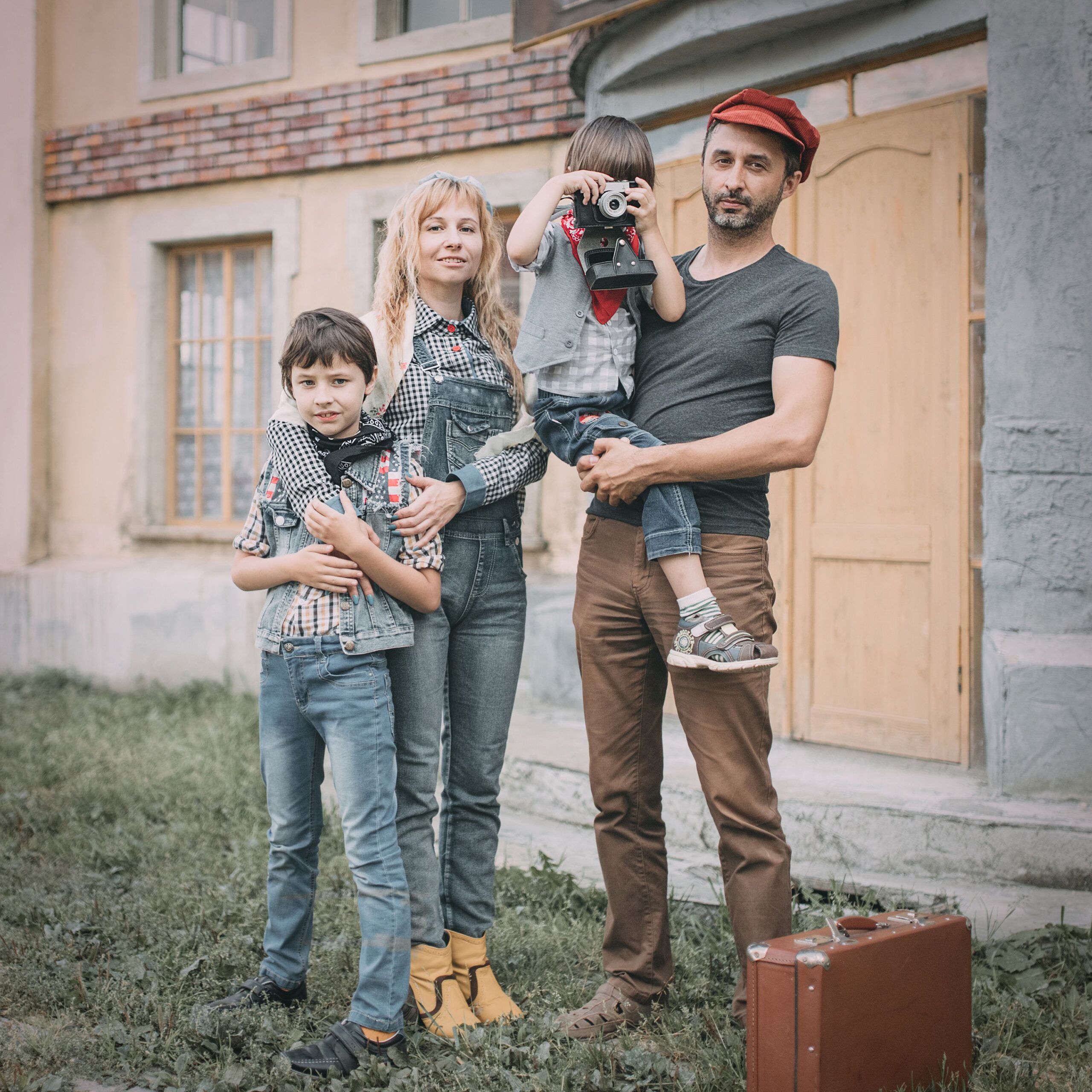 Family reunion imagery